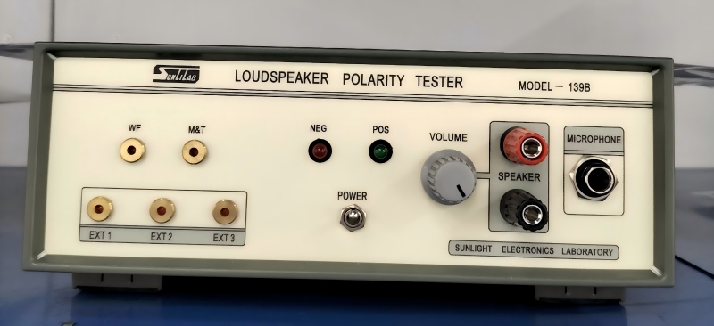 139B Polarity Tester